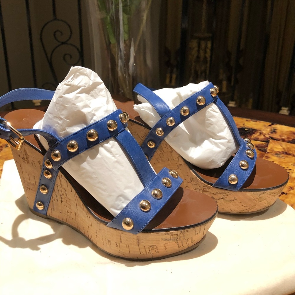 Juicy Couture Wedges